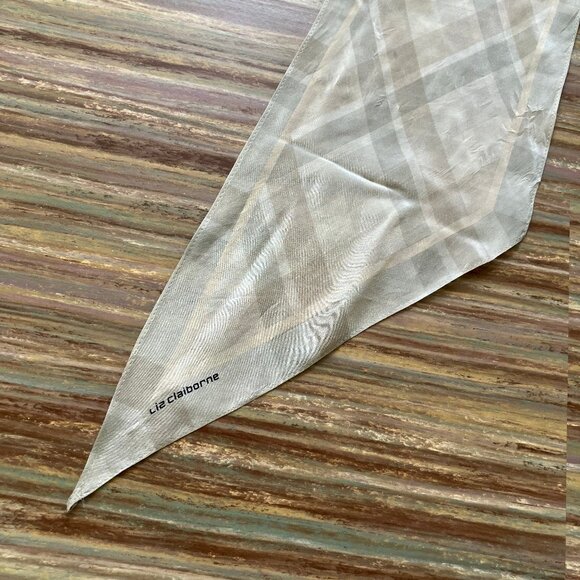 Liz Claiborne Beige Plaid Silky Scarf Vintage Hair Bow Tie Headband 70" - Picture 2 of 4